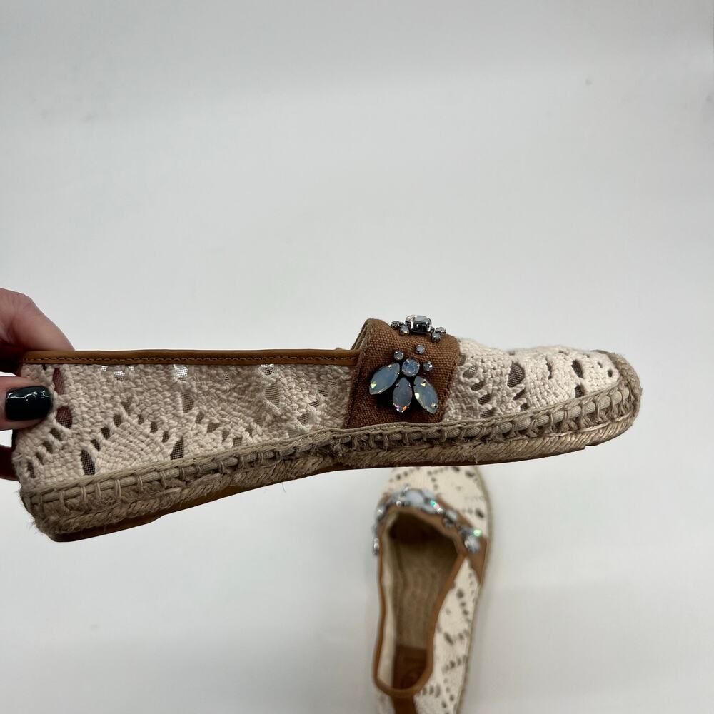 Tory Burch Cream & Tan crochet macrame Espadrilles with Blue Embellishments sz 7 - Picture 5 of 9